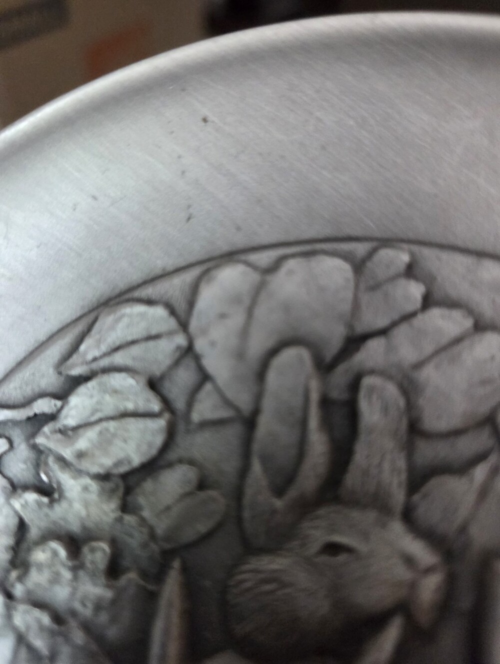 Peter Rabbit Schmid Pewter Plate Numbered - Picture 8 of 8